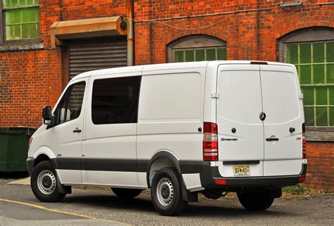 2012 Mercedes-Benz Sprinter Owners Manual